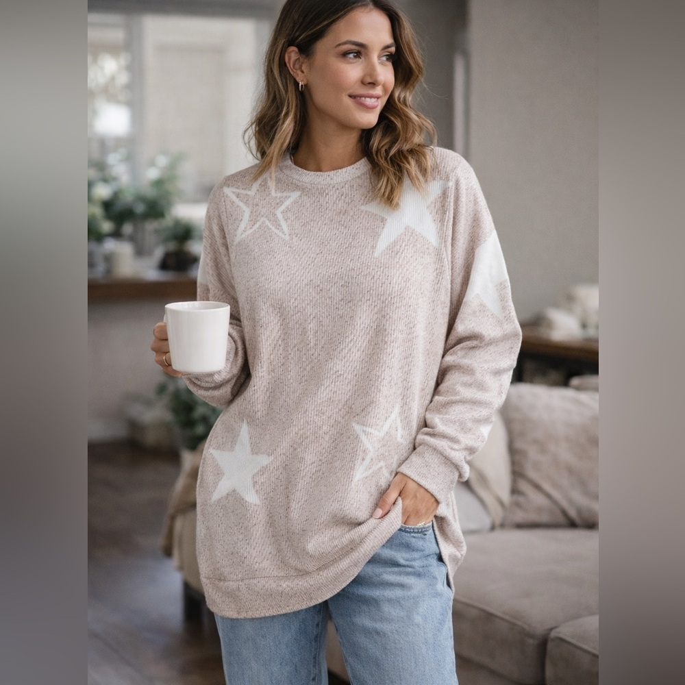 Neutral Star Ribbed Lightweight Wicking Top